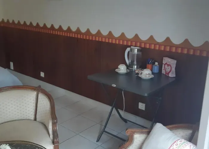 Le Jardin De Lumiere Fleuri 住宿加早餐酒店 Pontchâteau